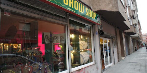 Jamaican Grow Shop